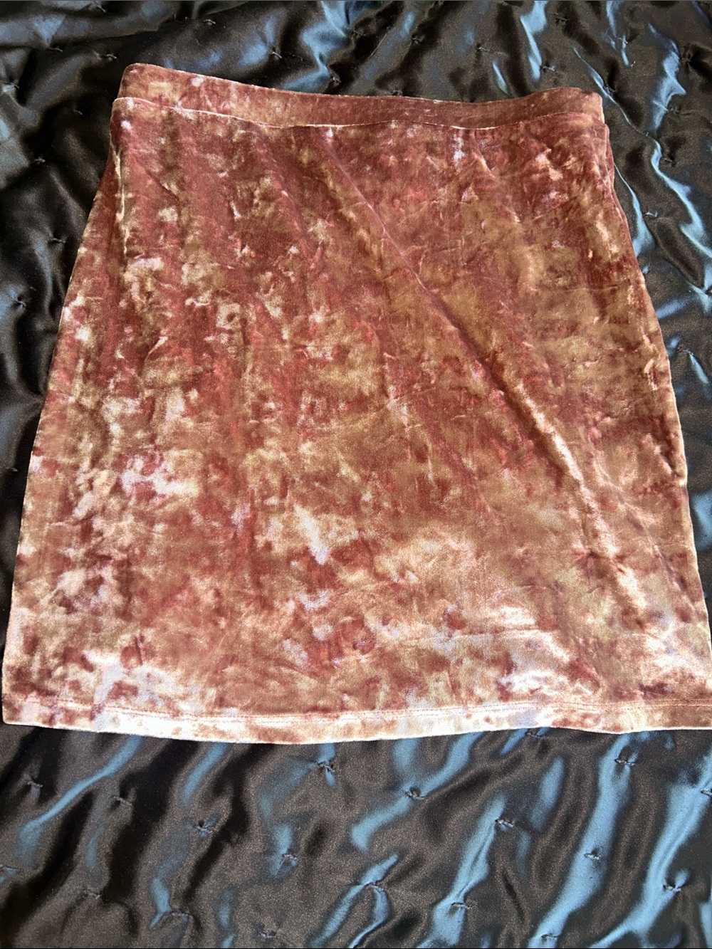 Forever 21 Crushed Velvet Mini Skirt - Mauve